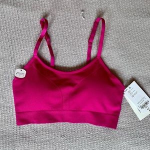 Studio workout bra wit removable pads. NWT.